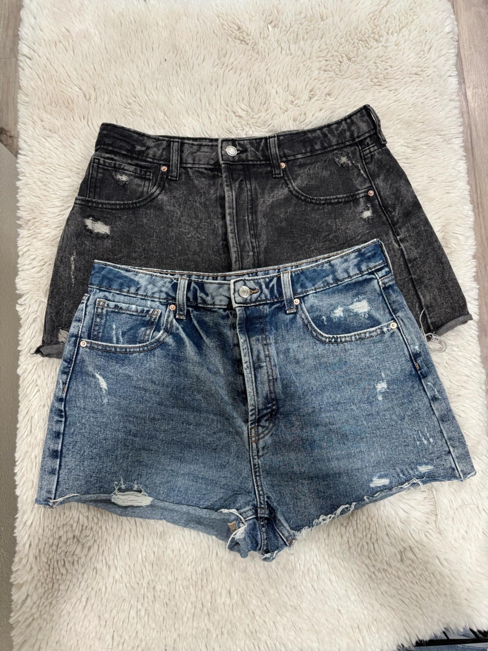 Wild Fable Two Distressed Denim High Rise Cut Off Shorts in Blue and Black Sz 12